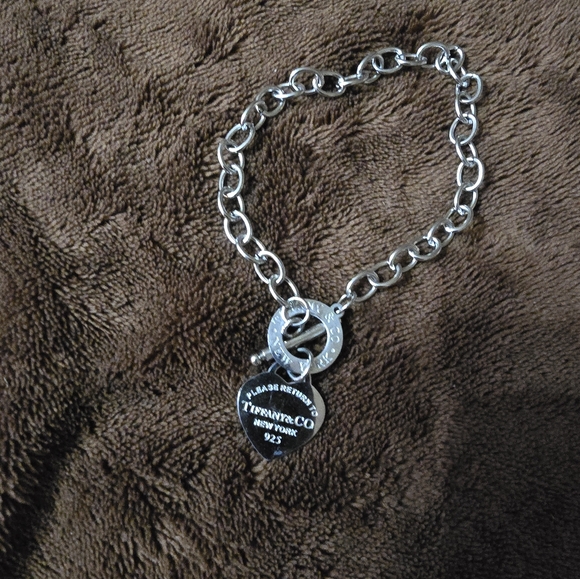 Tiffany's Heart Necklace an bracelet set - Picture 9 of 11